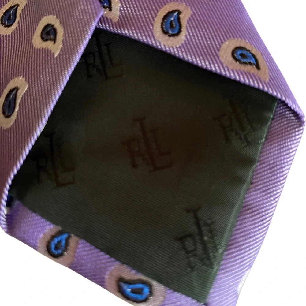 Lauren Ralph Lauren Men's Tie Lavender Purple Blue Silver Paisley Necktie